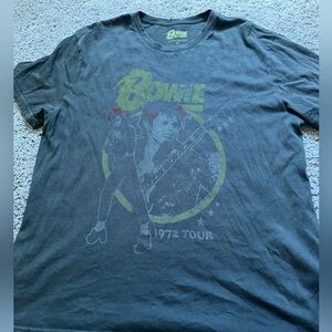 David Bowie rebel tee shirt distressed size xl men’s dark grey lucky brand